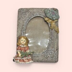 Vintage Victorian 3D Resin Lace Picture Frame Girl Umbrella Rhinestones 3 x 5"